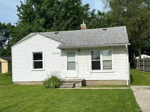 15464 Buck St, Taylor, MI 48180