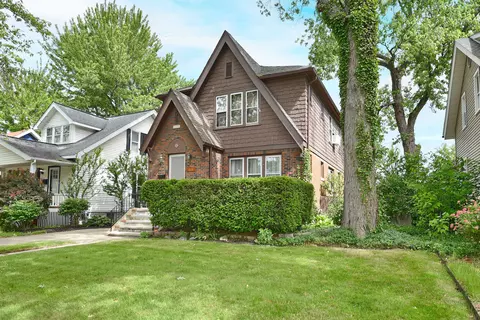 925 E 2nd St, Royal Oak, MI 48067