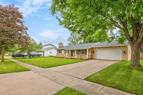 720 Zehnder Dr, Frankenmuth, MI 48734