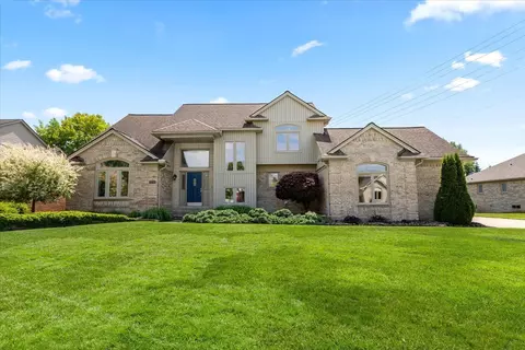 12856 Excalibur Ln, Bruce Township, MI 48065