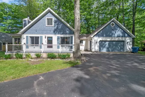 307 Dante Dr, Markey, MI 48653