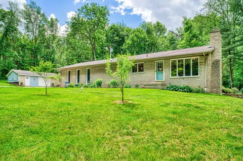 6275 Owosso Rd, Conway, MI 48836