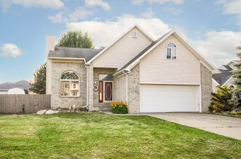 2292 Meadowlane, Burton, MI 48519
