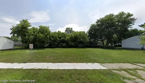 140 Court St, Mount Clemens, MI 48043
