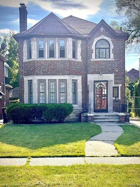 17331 Santa Barbara Dr, Detroit, MI 48221