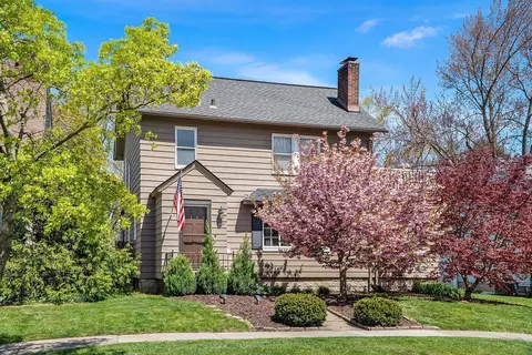 1260 W Saratoga St, Ferndale, MI 48220