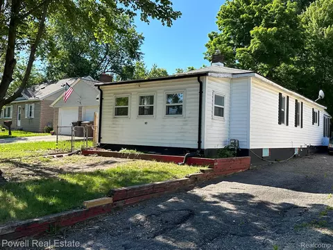 97 W Brooklyn Ave, Pontiac, MI 48340
