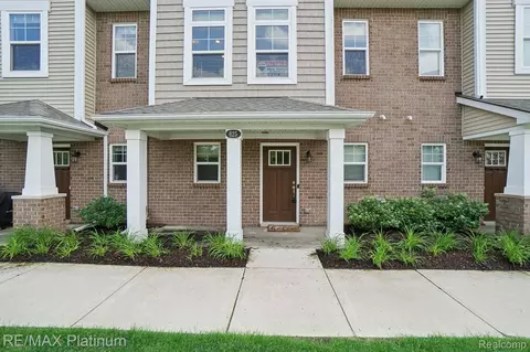 625 Jenny Way, Brighton, MI 48116