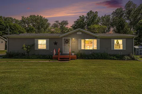 215 Orchard St, Otisville, MI 48463