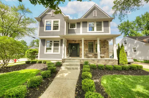 992 Hartsough St, Plymouth, MI 48170