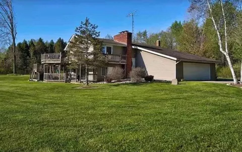 2454 E Lake Rd, Thetford, MI 48420