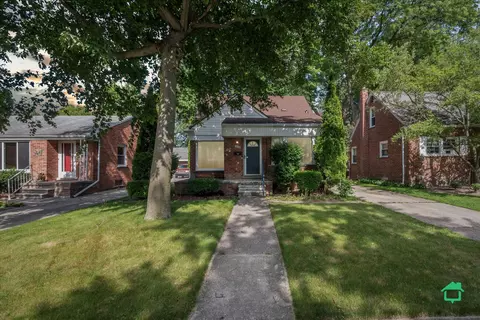 9628 Cavell St, Livonia, MI 48150