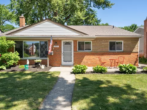 1337 Elliott Ave, Madison Heights, MI 48071