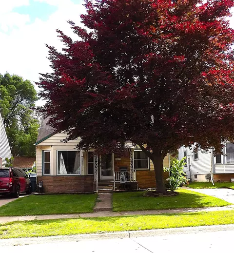 2017 Goddard Rd, Lincoln Park, MI 48146