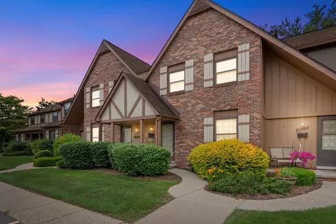 28663 Lowell N, Southfield, MI 48076