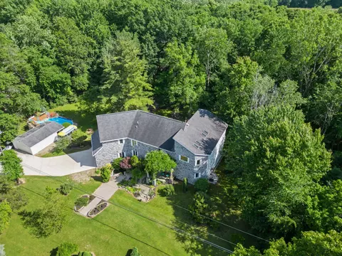 3205 Stanton Rd, Orion, MI 48362