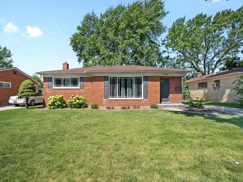 14281 Inkster Rd, Livonia, MI 48154