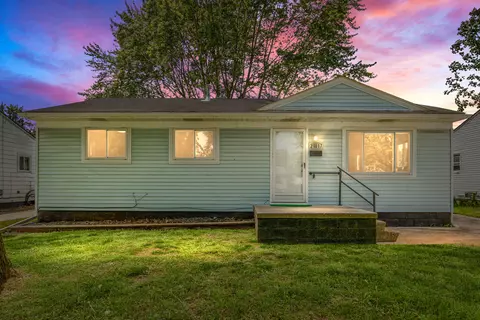 21817 Weller Ave, Warren, MI 48089
