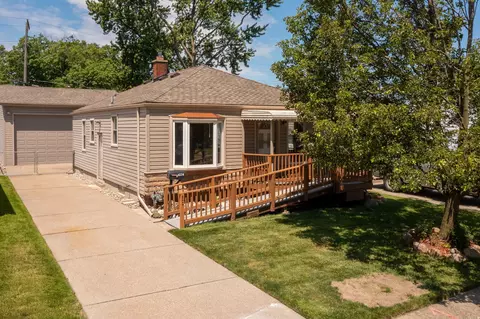 4224 Hubbard Ave, Lincoln Park, MI 48146