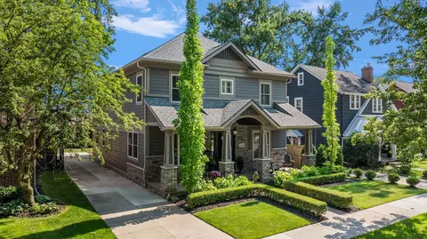 1238 Villa Rd, Birmingham, MI 48009