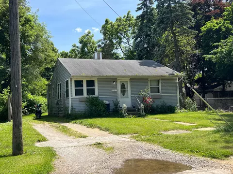3236 Risedorph Ave, Flint, MI 48506