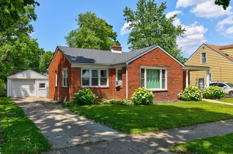 340 W Elza Ave, Hazel Park, MI 48030