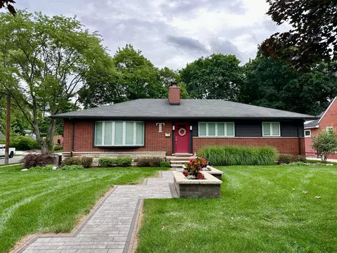 1115 Roosevelt St, Plymouth, MI 48170
