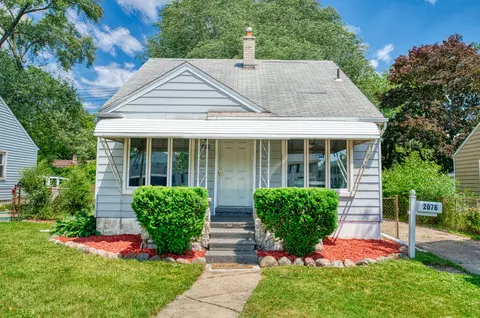 2076 Greenfield Rd, Berkley, MI 48072