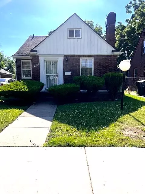 18949 Robson St, Detroit, MI 48235