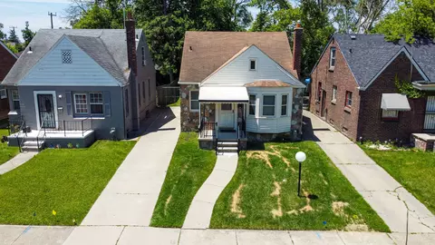 9141 Ward, Detroit, MI 48228