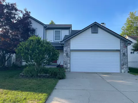 37866 Chase Crt Ct, Livonia, MI 48150