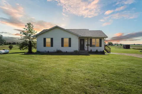 8524 Rumph Rd, Rich, MI 48760