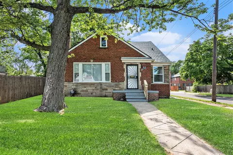 17617 Ohio St, Detroit, MI 48221