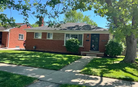 13012 Sioux, Redford, MI 48239
