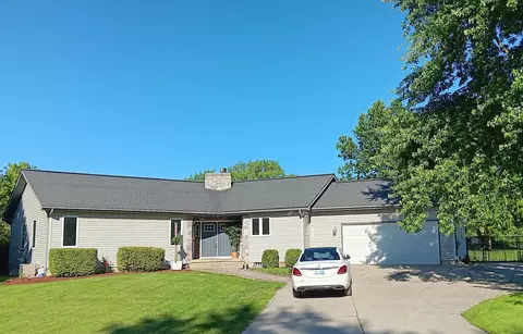 9479 Mcwain Rd, Grand Blanc, MI 48439