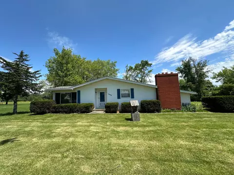 10444 N Lewis Rd, Thetford, MI 48420
