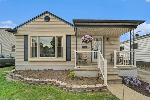 14821 College Ave, Allen Park, MI 48101