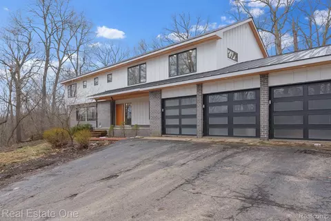 777 Brantford Rd, Oakland, MI 48306