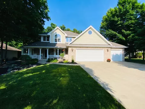 3438 Woodridge Dr, Flushing, MI 48433