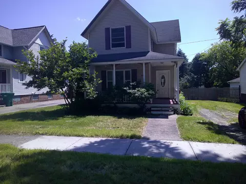 414 N Dewey St, Owosso, MI 48867