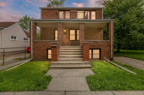 1747 E Madge Ave, Hazel Park, MI 48030