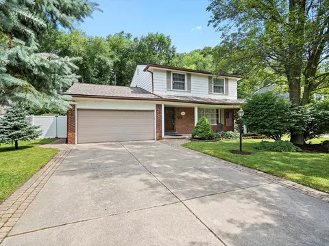 14565 Maisano Dr, Sterling Heights, MI 48312