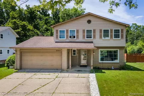 42455 Park Ridge Rd, Novi, MI 48375
