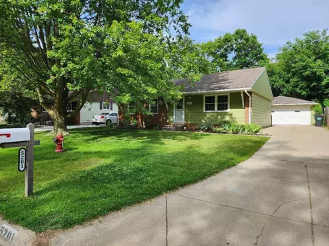 5201 Leland St, Brighton, MI 48116