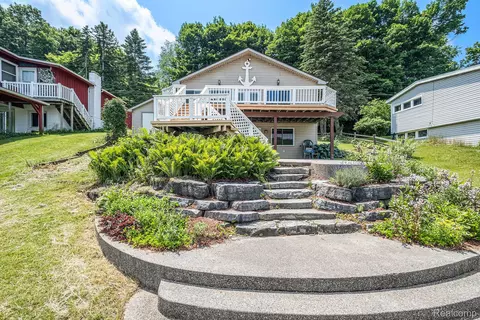 72 Curella Dr, Attica, MI 48412