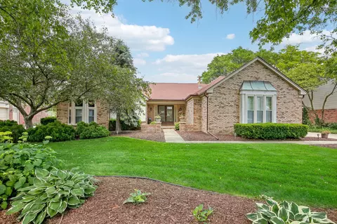 12363 Evergreen Dr, Shelby Township, MI 48315
