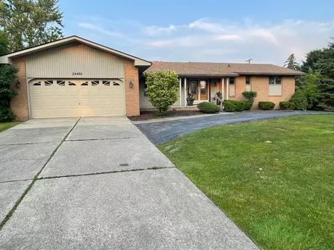 24480 Lakeland St, Farmington Hills, MI 48336