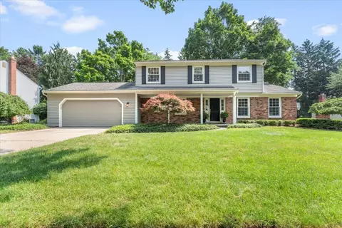 588 Morgan Cir, Northville, MI 48167