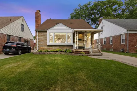 1548 N Silvery Ln, Dearborn, MI 48128