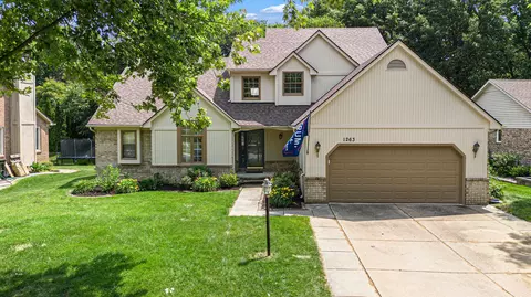 1263 Bembridge Dr, Rochester Hills, MI 48307